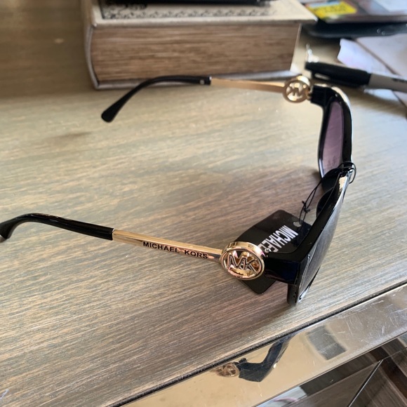 NWT Michael Kors Sunglasses - Picture 2 of 5